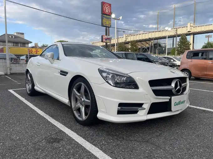 新着情報“ＳＬＫSLK200MT”2014年式ポーラホワイト入荷しました！