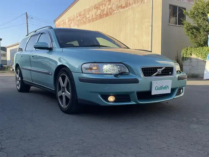 新着情報“Ｖ７０AWD”2003年式フラッシュグリーンメタリック入荷しました！