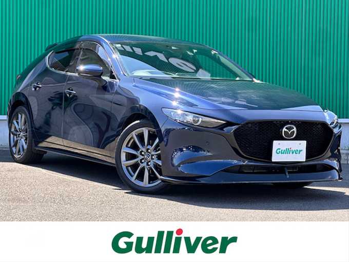 新着情報“ＭＡＺＤＡ３ファストバック15Sツーリング”2020年式ディープクリスタルブルーマイカ入荷しました！