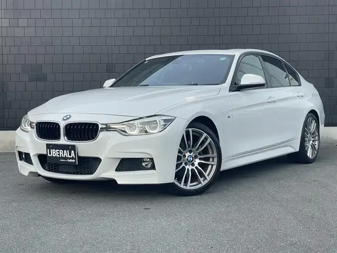 新着情報“３シリーズ320d Mスポーツ”2017年式アルピンホワイトⅢ入荷しました！