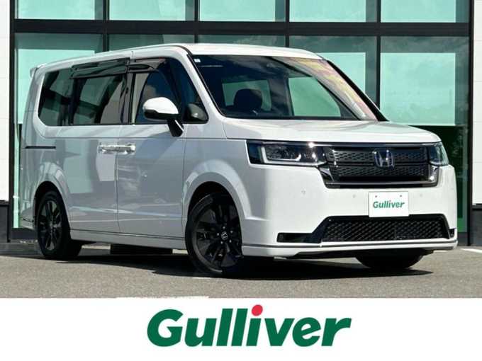 新着情報“ステップワゴンe:HEVスパーダ”2024年式プラチナホワイトパール入荷しました！