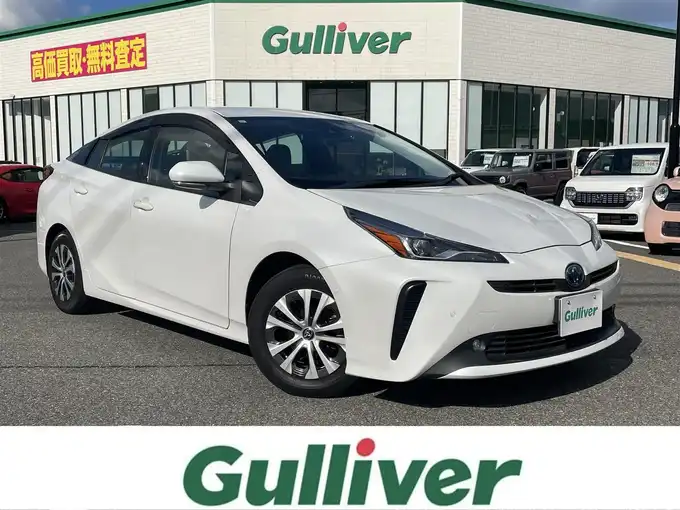 新着情報“プリウスA”2021年式プラチナホワイトパールマイカ入荷しました！