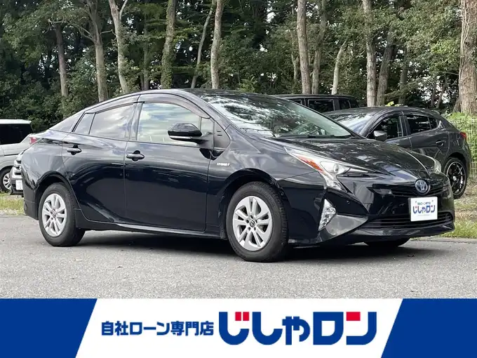 新着情報“プリウスSセーフティプラス”2016年式ブラック入荷しました！