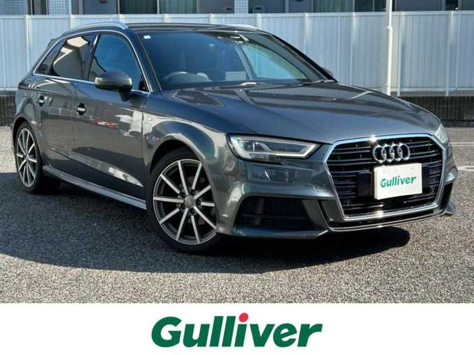 新着情報“Ａ３スポーツバック Sラインテクノリミテッド”2018年式デイトナグレーパールエフェクト入荷しました！