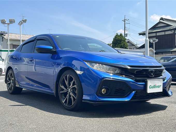 新着情報“シビックハッチバック ホンダセンシング”2018年式ブリリアントスポーティブルーメタリック2トーン入荷しました！