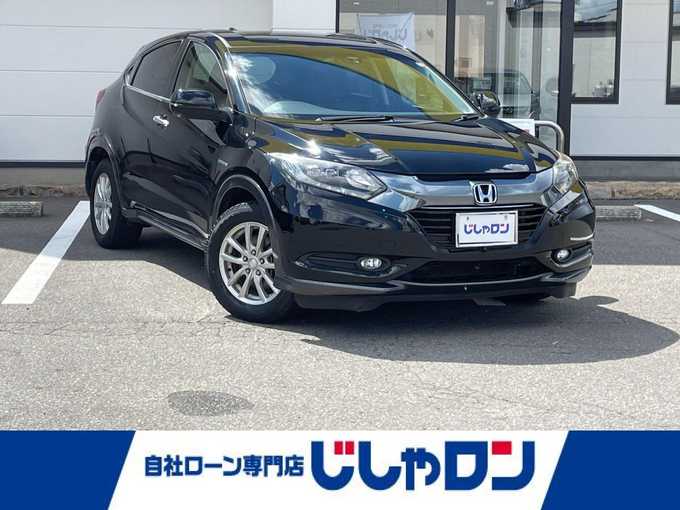 新着情報“ヴェゼルハイブリッドX”2014年式クリスタルブラックパール入荷しました！