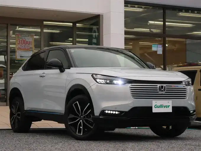 新着情報“ヴェゼルe:HEV Z・PLaYパッケージ”2024年式プレミアムサンライトホワイトパール入荷しました！