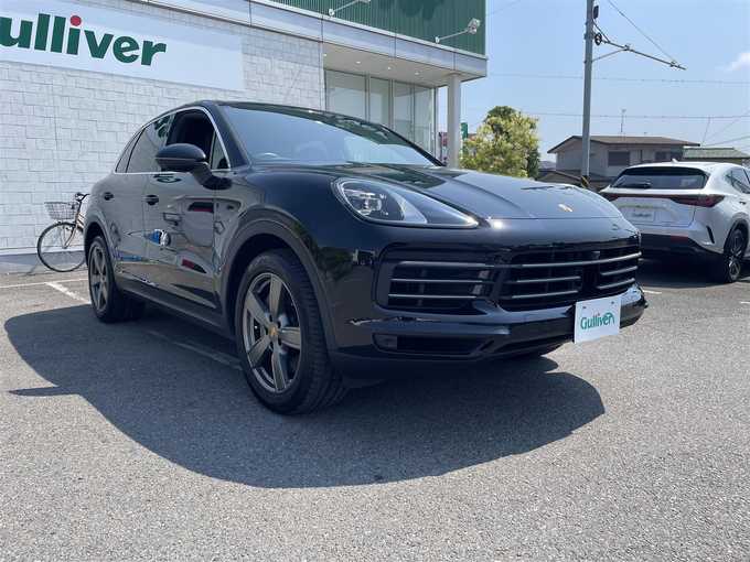 新着情報“カイエンカイエンS”2020年式黒入荷しました！