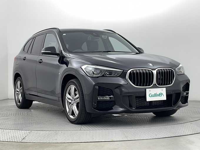 新着情報“Ｘ１xDrive 18d Mスポーツ”2020年式サファイアブラックP入荷しました！