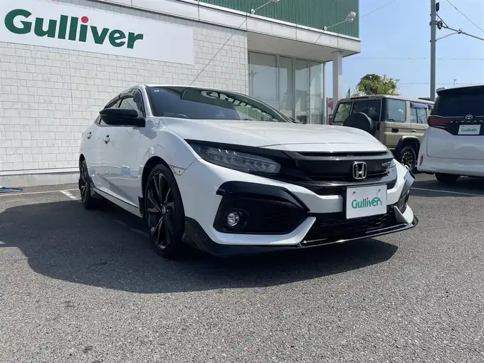新着情報“シビックハッチバック ホンダセンシング”2019年式パール入荷しました！