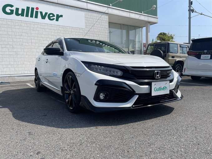 新着情報“シビックハッチバック ホンダセンシング”2019年式パール入荷しました！