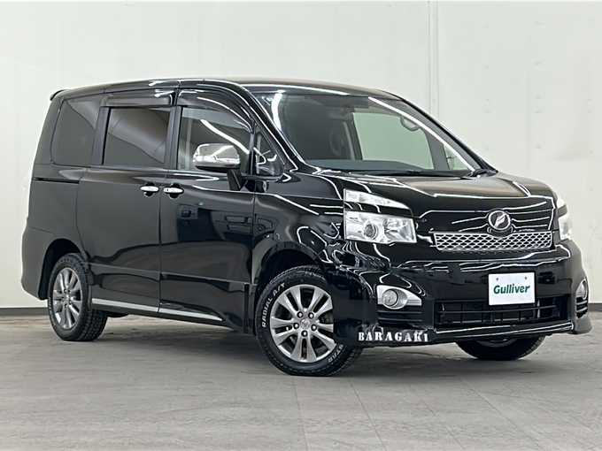 新着情報“ヴォクシーZS 煌Ⅱ”2012年式ブラック入荷しました！