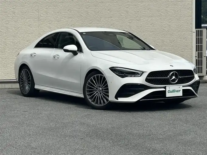新着情報“ＣＬＡクラスCLA180”2025年式ポーラホワイト入荷しました！