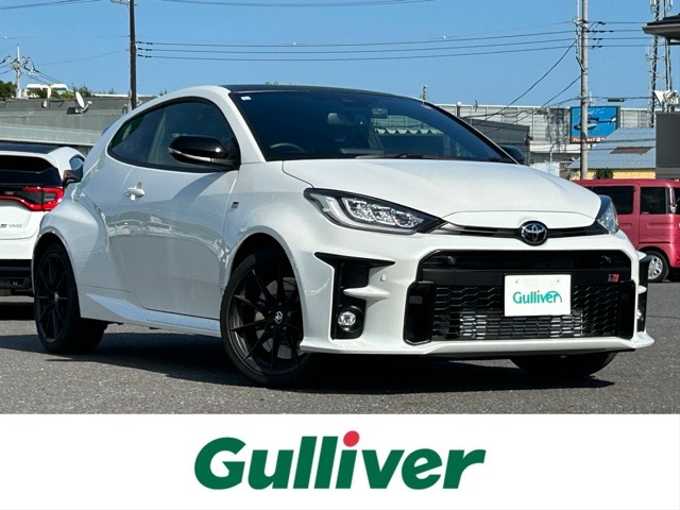 新着情報“ＧＲヤリスRZ ハイパフォーマンス”2020年式プラチナホワイトパールマイカ入荷しました！