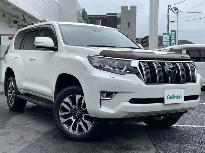新着情報“ランドクルーザープラドTX Lパッケージ”2022年式ホワイトパールクリスタルシャイン入荷しました！