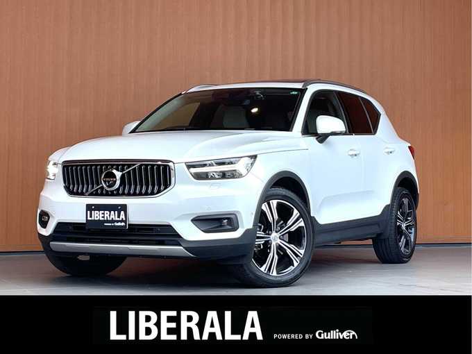 新着情報“ＸＣ４０T4 AWD インスクリプション”2019年式クリスタルホワイトP入荷しました！