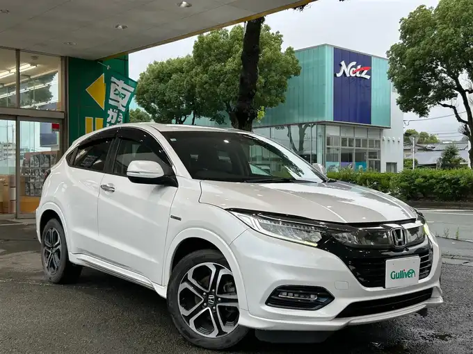 新着情報“ヴェゼルハイブリッドZ・ホンダセンシング”2018年式プラチナホワイトパール入荷しました！