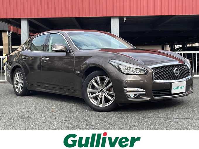 新着情報“フーガハイブリッドベースグレード”2021年式茶Ｍ入荷しました！