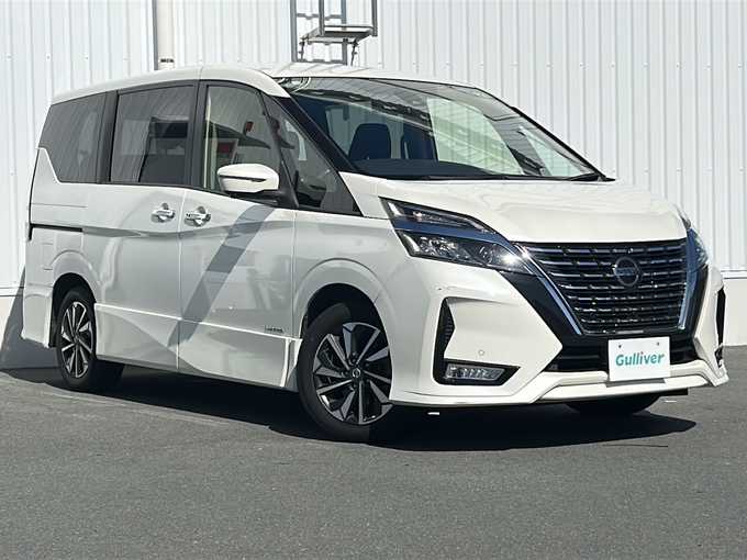 新着情報“セレナハイウェイスターV”2020年式ブリリアントホワイトパール入荷しました！