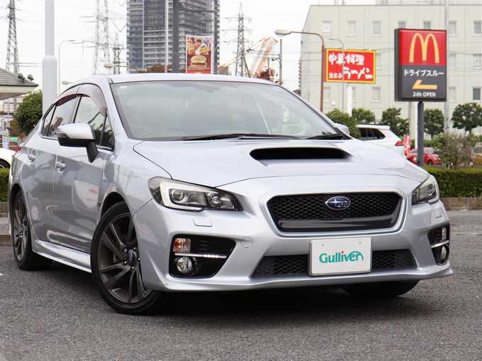 新着情報“ＷＲＸ Ｓ４2．0GTアイサイト”2015年式アイスシルバーメタリック入荷しました！