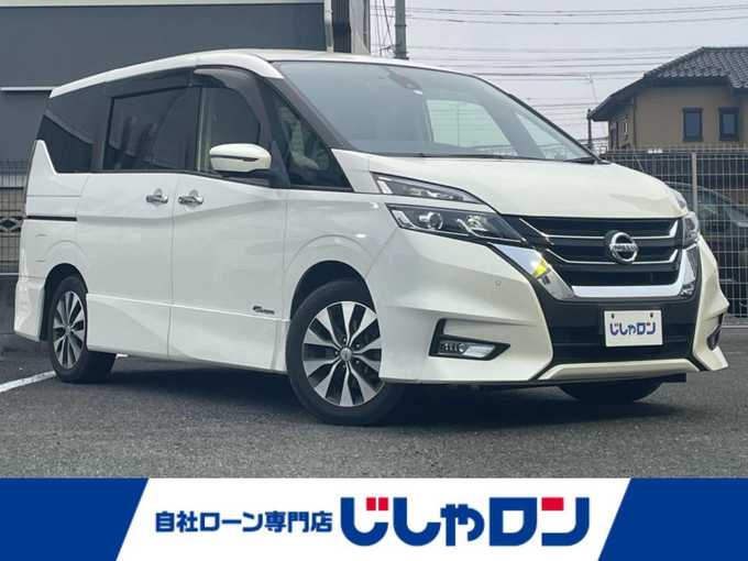 新着情報“セレナハイウェイスター”2017年式ブリリアントホワイトパール入荷しました！