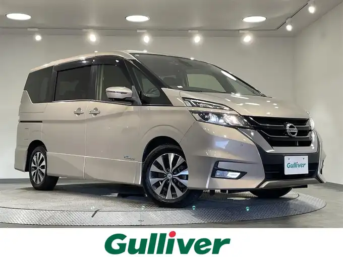 新着情報“セレナハイウェイスター Vセレクション”2018年式カシミヤグレージュ入荷しました！