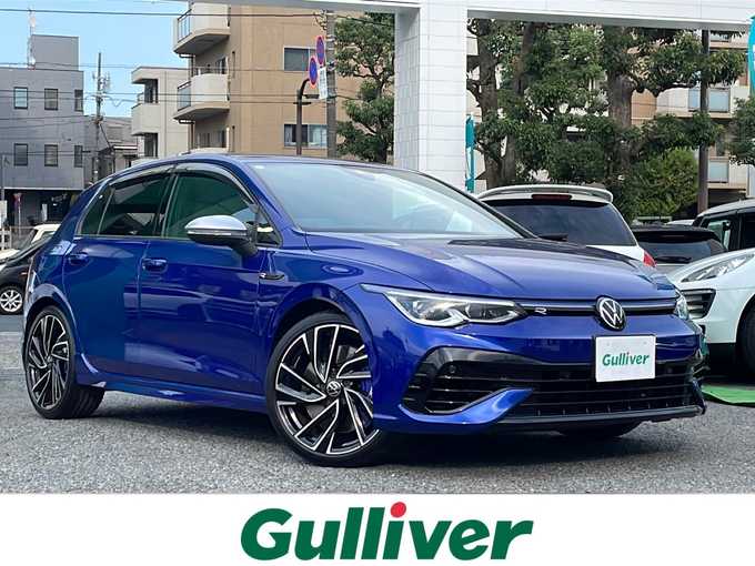 新着情報“ゴルフＲTSI 4モーション”2023年式ラピスブルー入荷しました！
