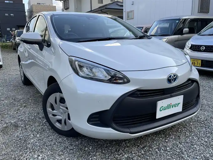 新着情報“アクアX”2025年式プラチナホワイトパールマイカ入荷しました！