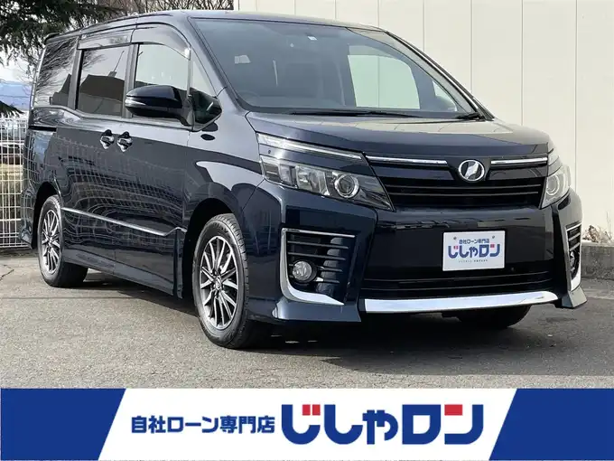 新着情報“ヴォクシーZS”2014年式ブラッキッシュアゲハガラスフレーク入荷しました！