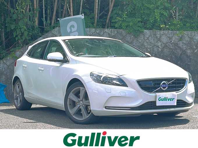 新着情報“Ｖ４０T4 スポーツ”2014年式パール入荷しました！