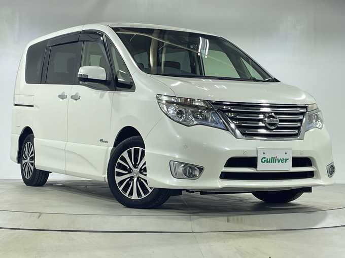 新着情報“セレナハイウェイスター Vセレクション+セーフティ S－ハイブリッド アドバンスドセーフティパッケージ”2015年式ブリリアントホワイトパール入荷しました！