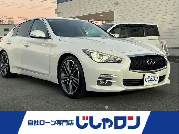 新着情報“スカイライン200GT－t”2015年式クリスタルホワイトパール入荷しました！