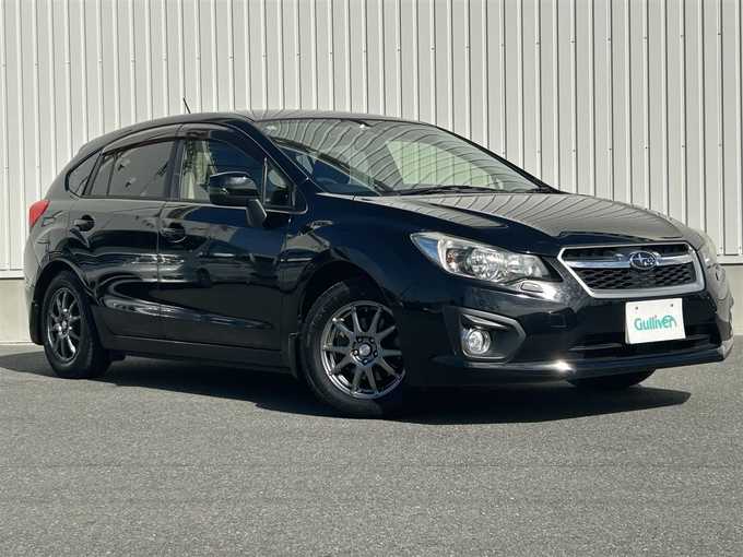 新着情報“インプレッサスポーツ2．0iアイサイト”2014年式クリスタルブラックシリカ入荷しました！