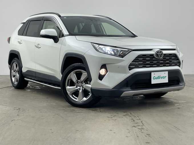 新着情報“ＲＡＶ４G”2020年式ホワイトパールクリスタルシャイン入荷しました！