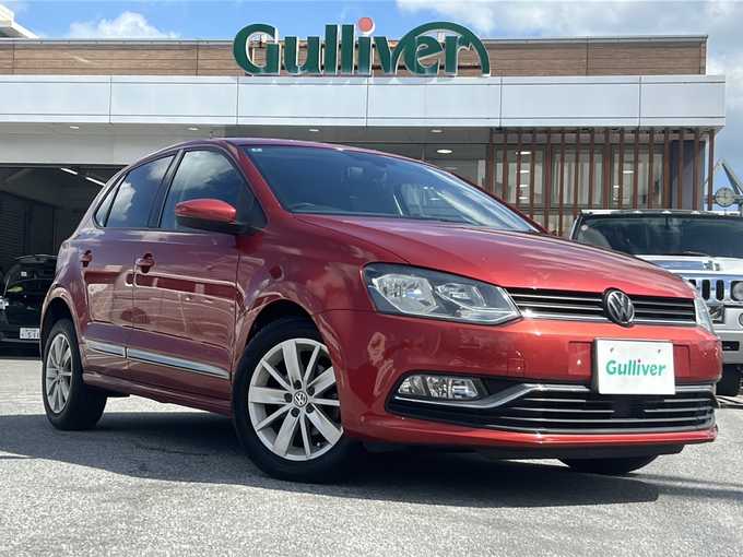 新着情報“ポロTSIコンフォートライン”2015年式赤入荷しました！