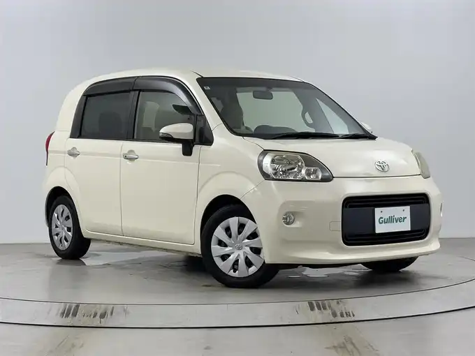 新着情報“ポルテF”2012年式クリームベージュ入荷しました！