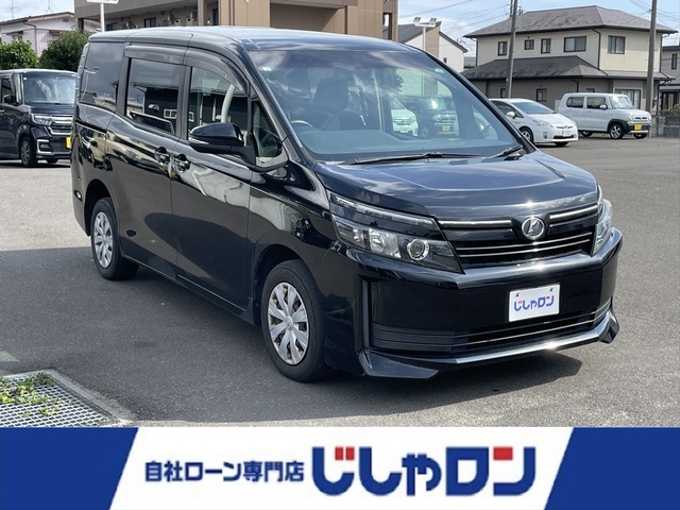 新着情報“ヴォクシーX サイドリフトアップシート装着車”2016年式ブラック入荷しました！
