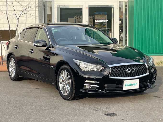 新着情報“スカイライン350GT FOUR ハイブリッド タイプP”2014年式スーパーブラック入荷しました！
