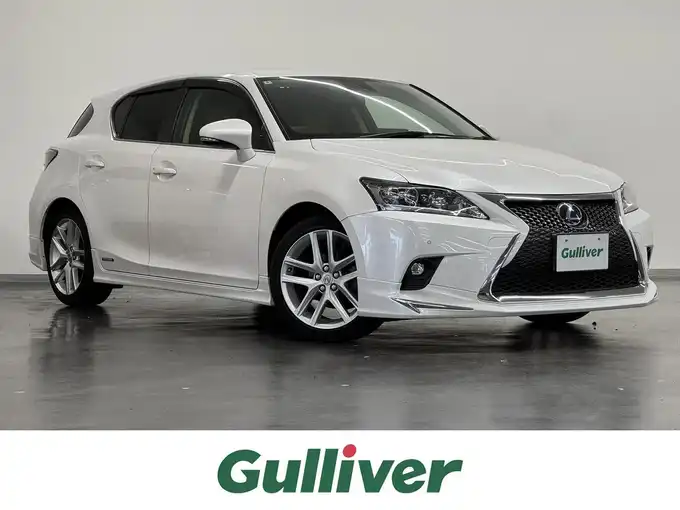 新着情報“ＣＴCT200h バージョンL”2016年式ソニッククォーツ入荷しました！