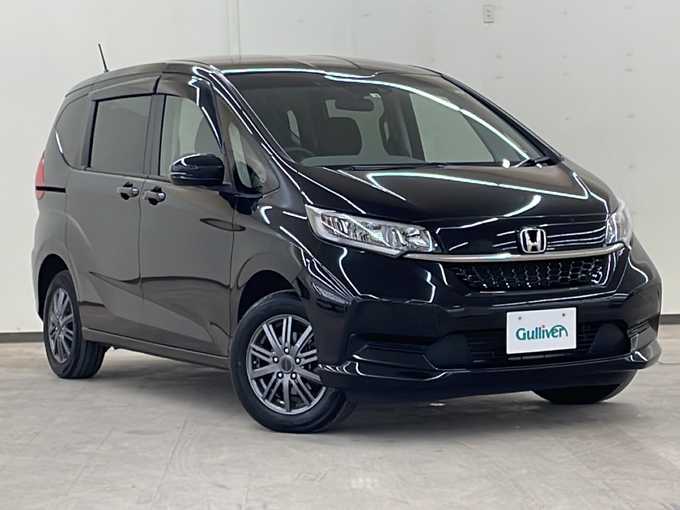 新着情報“フリード＋G・ホンダセンシング”2022年式クリスタルブラックパール入荷しました！