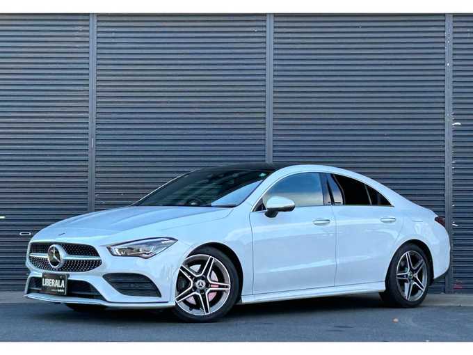 新着情報“ＣＬＡクラスCLA200d AMGライン”2019年式デジタルホワイト入荷しました！