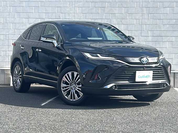 新着情報“ハリアーハイブリッドZ レザーパッケージ”2020年式プレシャスブラックパール入荷しました！