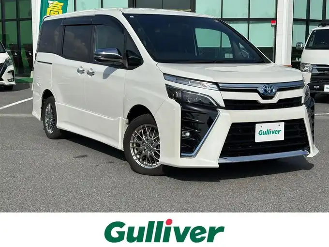 新着情報“ヴォクシーハイブリッドZS 煌Ⅲ”2021年式ホワイトパールクリスタルシャイン入荷しました！