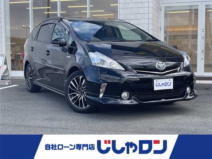 新着情報“プリウスαS”2013年式ブラック入荷しました！