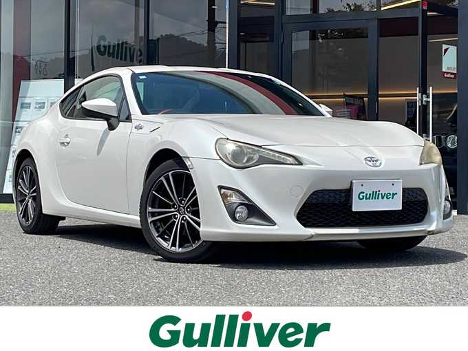 新着情報“８６GT”2012年式サテンホワイトパール入荷しました！