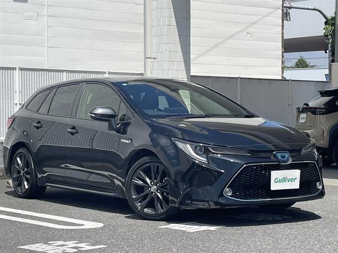 新着情報“カローラツーリングハイブリッド ダブルバイビー”2020年式ブラックマイカ入荷しました！