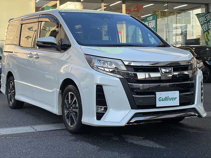 新着情報“ノアSi ダブルバイビーⅡ”2019年式ホワイトパールクリスタルシャイン入荷しました！