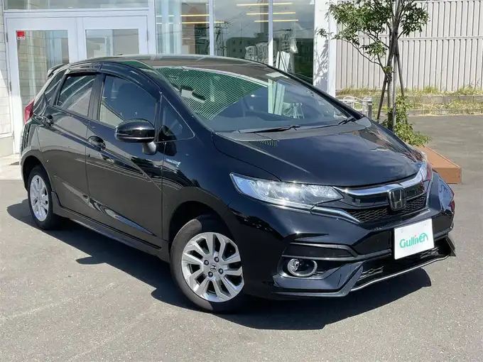 新着情報“フィットハイブリッドハイブリッド・S ホンダセンシング”2018年式クリスタルブラックパール入荷しました！
