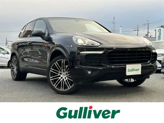 新着情報“カイエンカイエン プラチナエディション”2017年式ジェットブラック入荷しました！