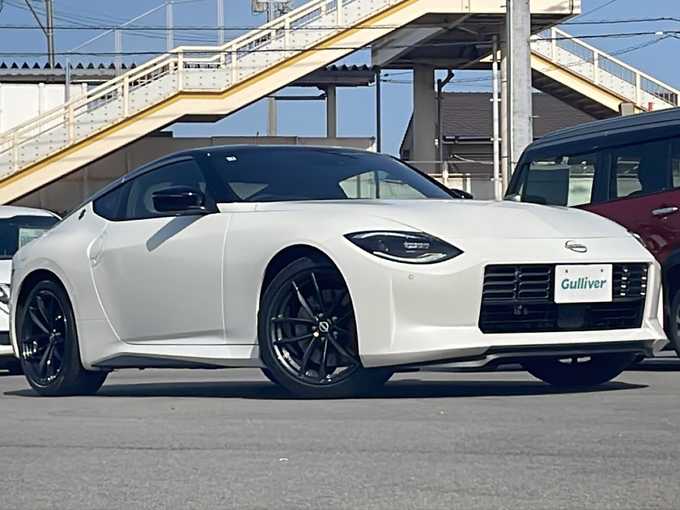 新着情報“フェアレディＺバージョンST”2025年式ブリリアントホワイトパール/スーパーブラック 2トーン入荷しました！